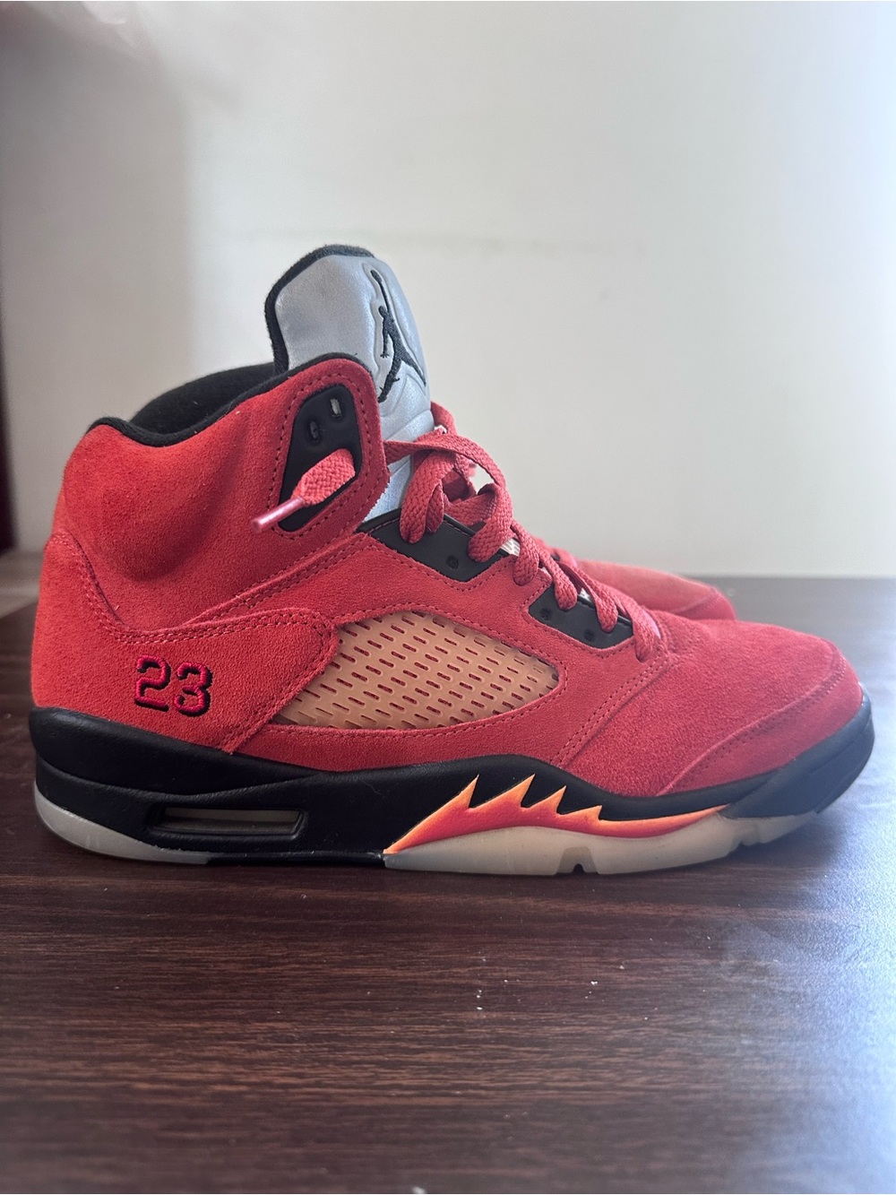 Air Jordan 5 Retro Dunk On Mars Women’s Size 11 Red Black DD9336-800